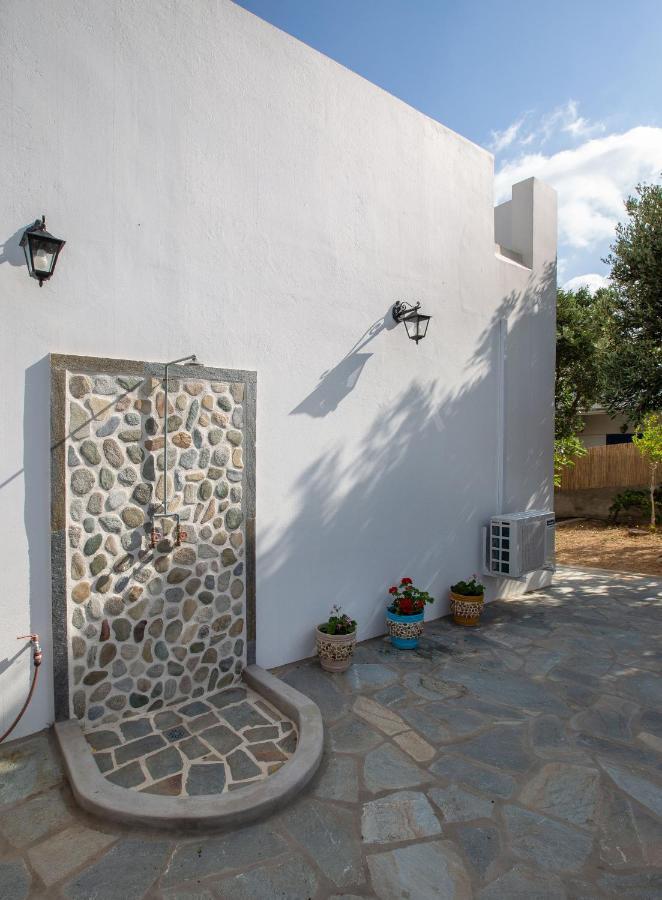 Ruby'S Summer House With Spacious Garden And Free Parking 加夫里翁 外观 照片